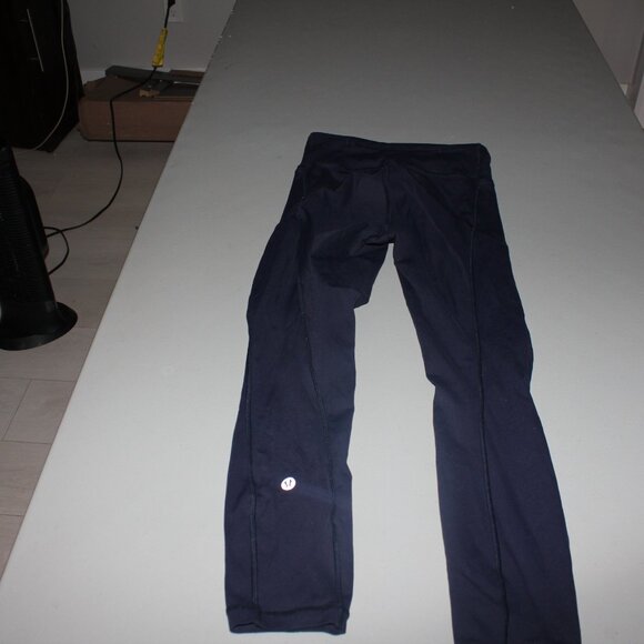 Blue Lululemon Leggings Size 2 - Picture 4 of 8